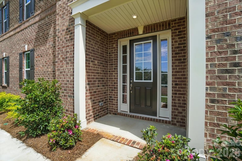 12015 Lavinia Lane, Charlotte, NC - 4 beds, 3.5 baths, 2,569 sqft - $764,990