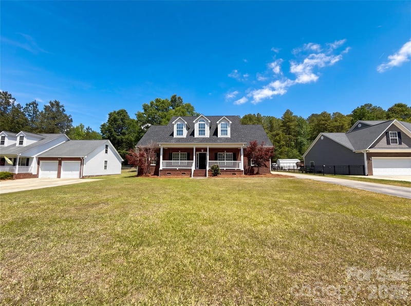 4217 Strickland, Lancaster, SC - 4 beds, 3 baths, 2,144 sqft - $367,000