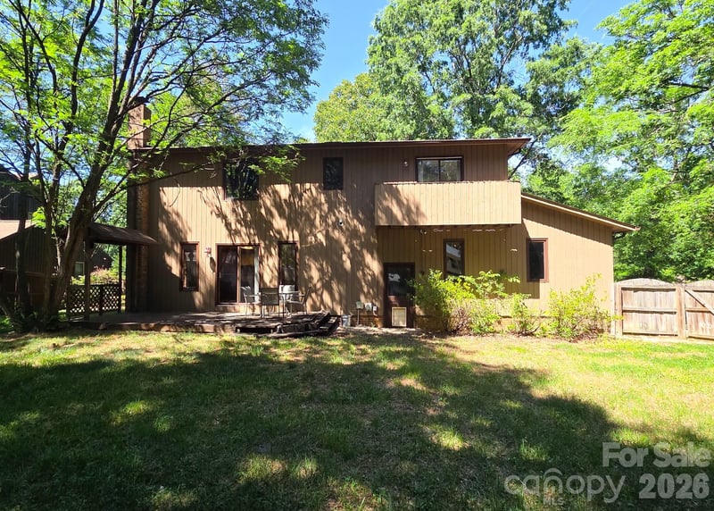 7040 Summer, Charlotte, NC - 3 beds, 3 baths, 2,347 sqft - $420,000