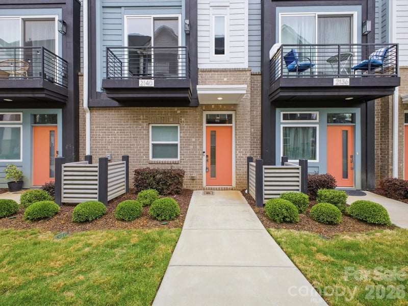 2140 Electric Lane, Charlotte, NC - 2 beds, 2.5 baths, 1,371 sqft - $485,900