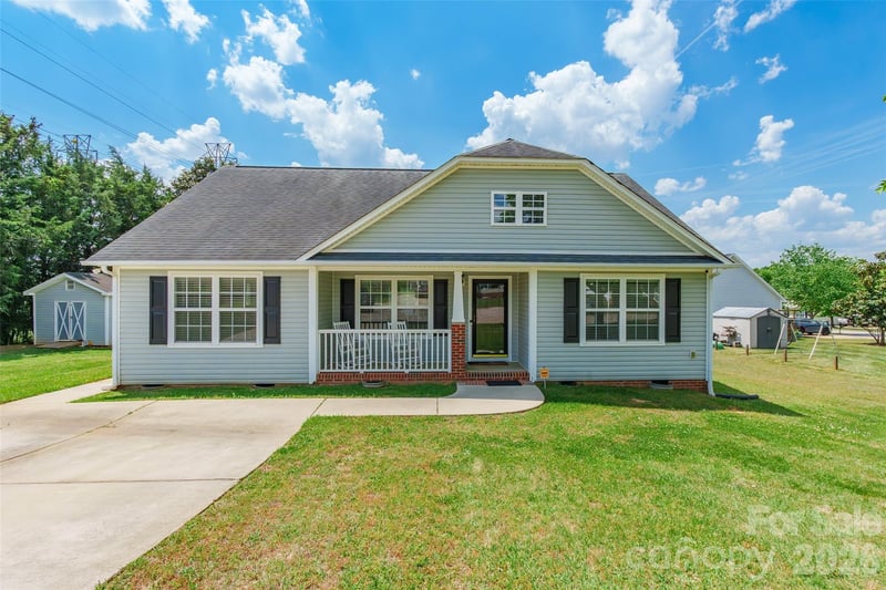 2098 Mallard Creek Drive, Rock Hill, SC - 3 beds, 2 baths, 1,348 sqft - $290,000