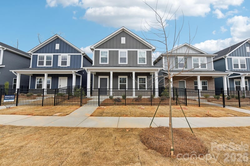 7268 Yardley Street, Gastonia, NC - 4 beds, 2.5 baths, 2,143 sqft - $364,680