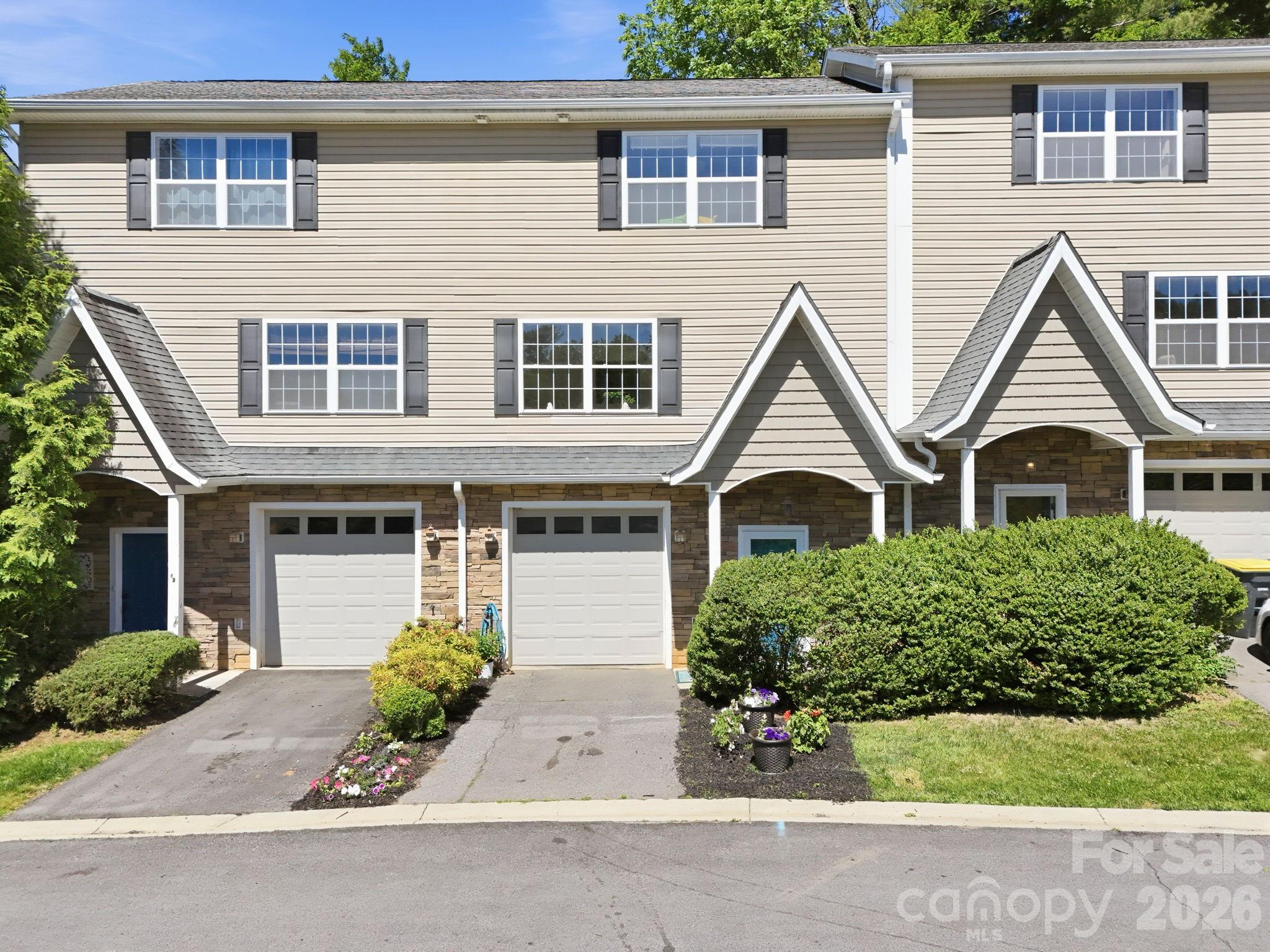 5 Terrace Court, Asheville, NC. property listing photo