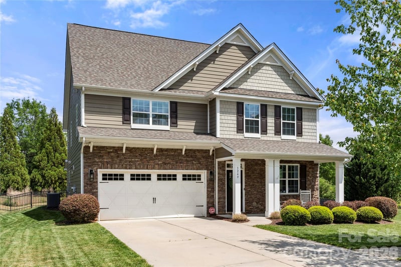 3249 Elyse Manor Court, Charlotte, NC - 5 beds, 5 baths, 3,900 sqft - $625,000
