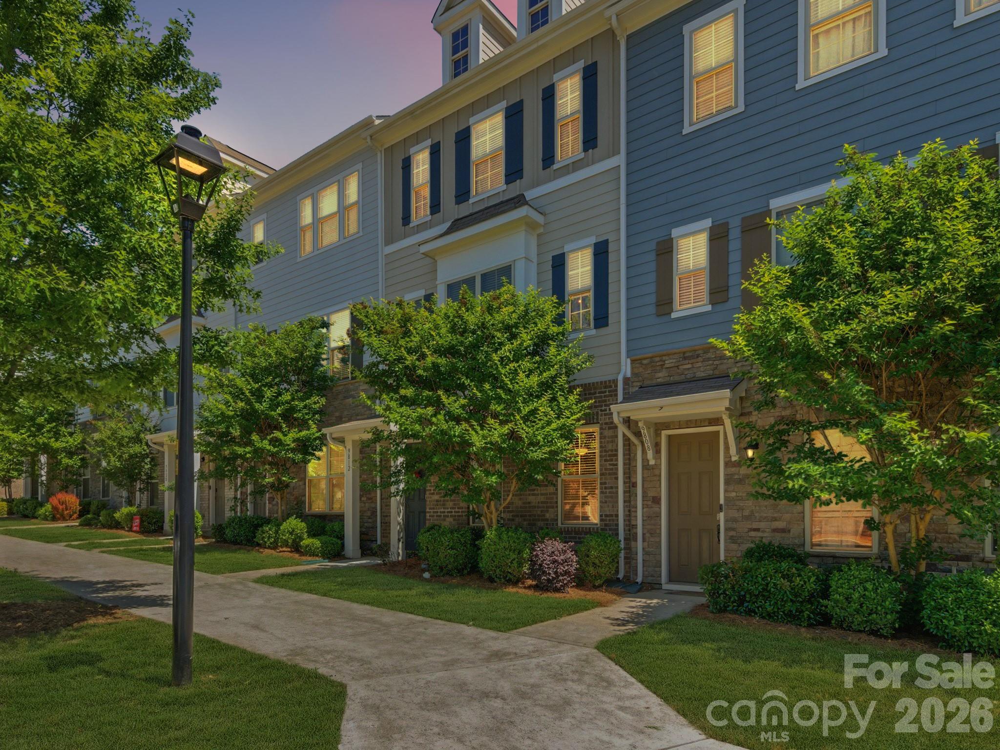 9812 Ainslie Downs Street, Charlotte, NC. property listing photo