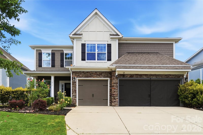 3017 Spinner, Denver, NC - 5 beds, 4 baths, 3,853 sqft - $630,000