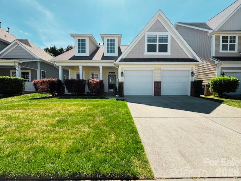 1022 Fleming, Matthews, NC - 4 beds, 3 baths, 2,565 sqft - $575,000