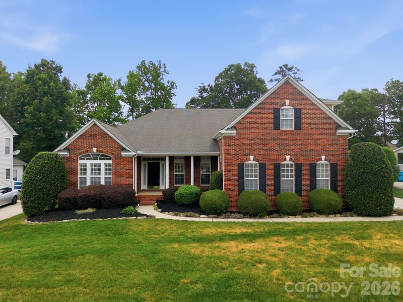 1113 Butterburr, Matthews, NC - 5 beds, 4 baths, 3,827 sqft - $725,000