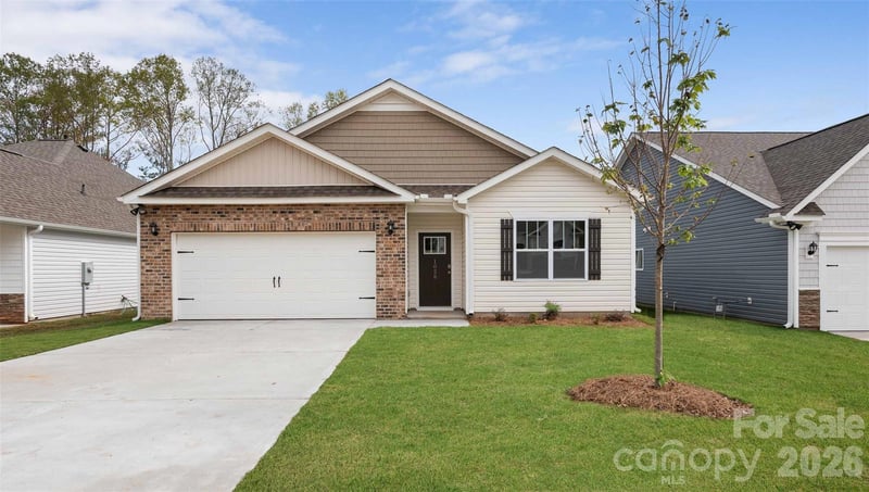 628 Country Oak Drive, Asheville, NC - 4 beds, 2 baths, 1,764 sqft - $474,790