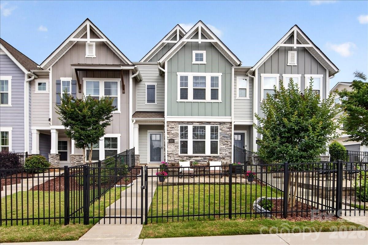 2510 Lydia Avenue, Charlotte, NC. property listing photo