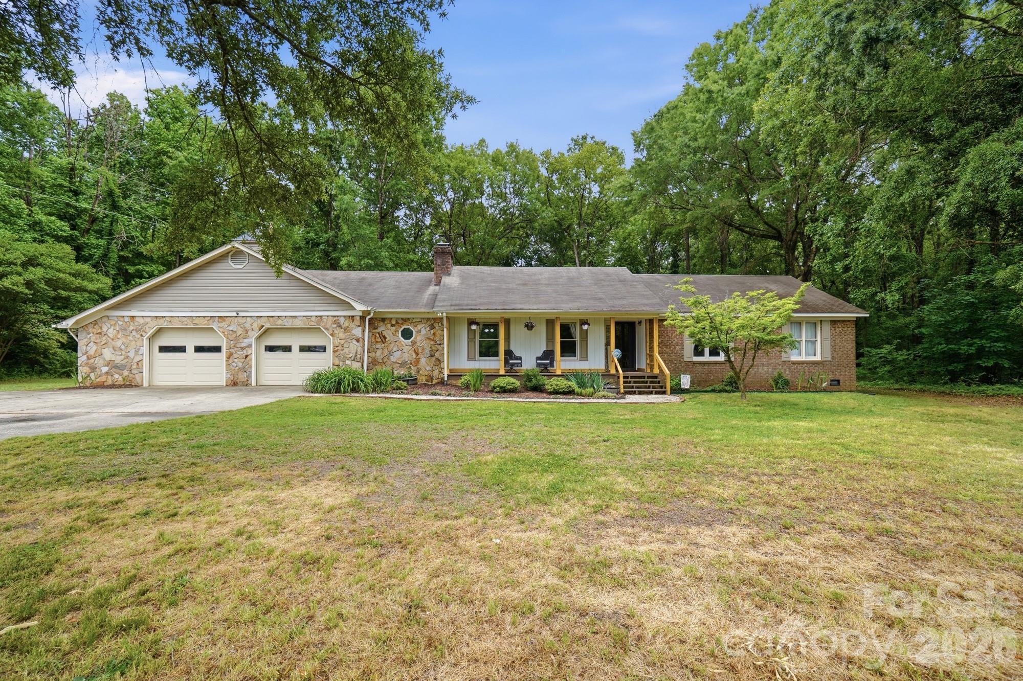 1811 Price, Indian Trail, NC — property listing photo 1