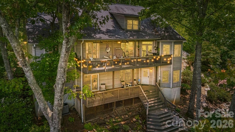 5 Saddle Ridge, Fletcher, NC - 3 beds, 3 baths, 2,491 sqft - $1,350,000