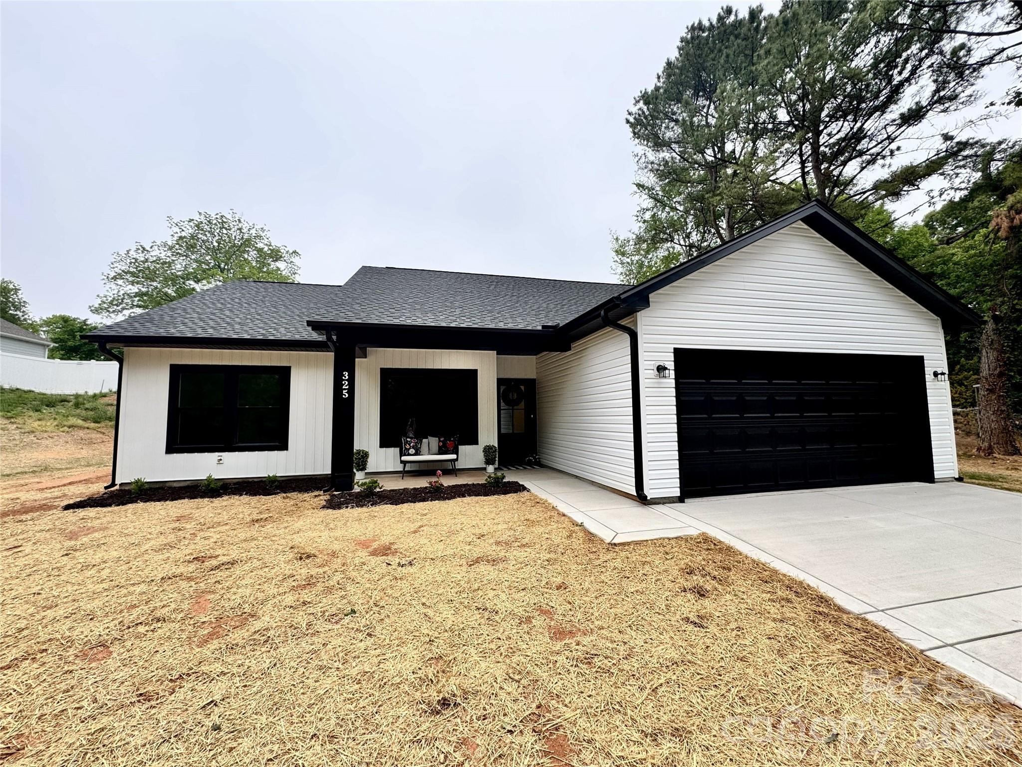 325 N Chapel Street, Landis, NC — property listing photo
