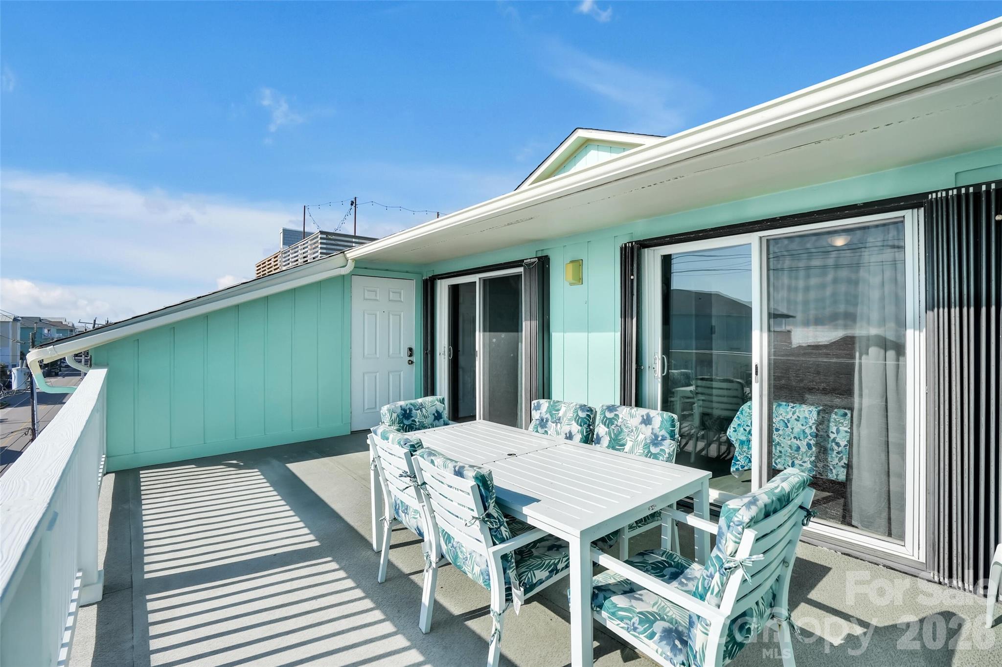 1013 Carolina Beach Avenue N, Carolina Beach, NC. property listing photo