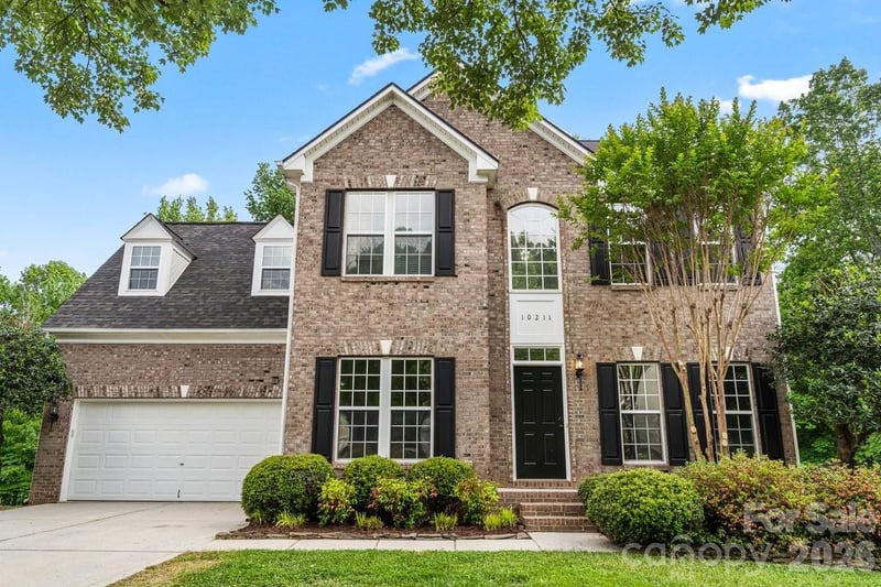 10211 Rivendell 684, Charlotte, NC - 4 beds, 4 baths, 4,574 sqft - $699,900