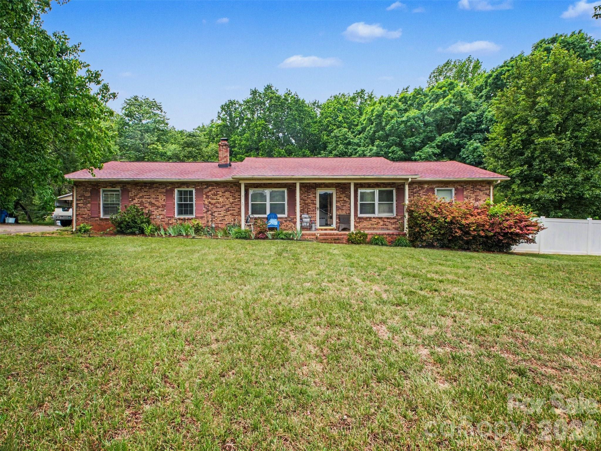 888 Sunbeam Drive, Lincolnton, NC. property listing photo