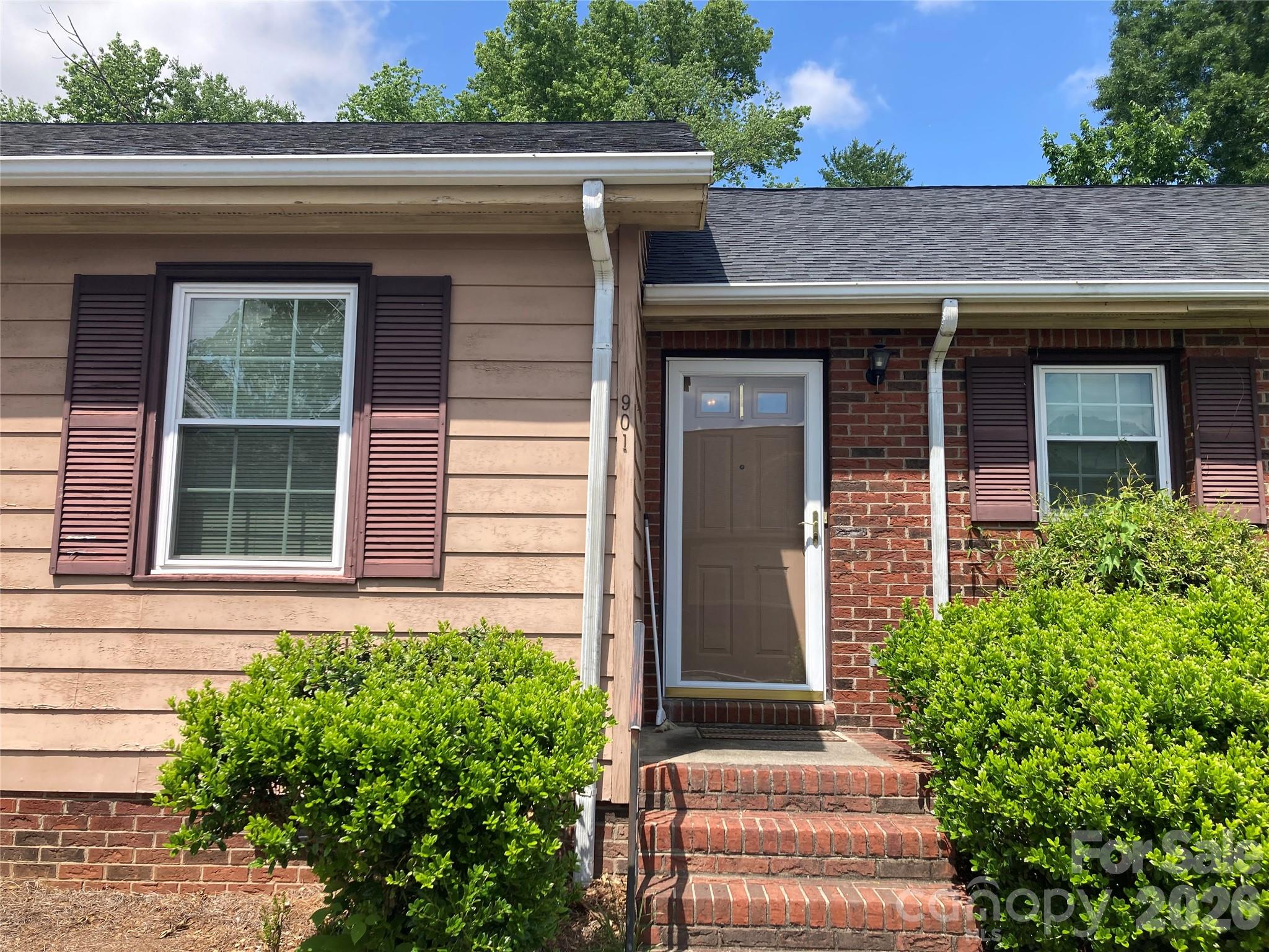 1300 Larchmont Apt 901, Salisbury, NC. property listing photo