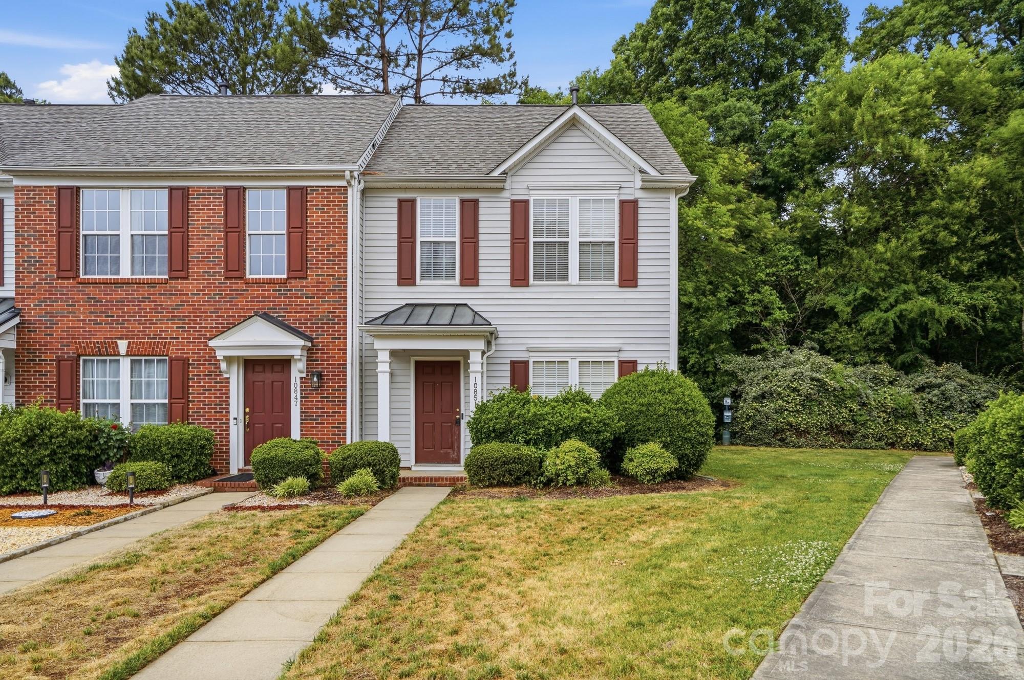 10851 Garden Oaks Lane, Charlotte, NC. property listing photo