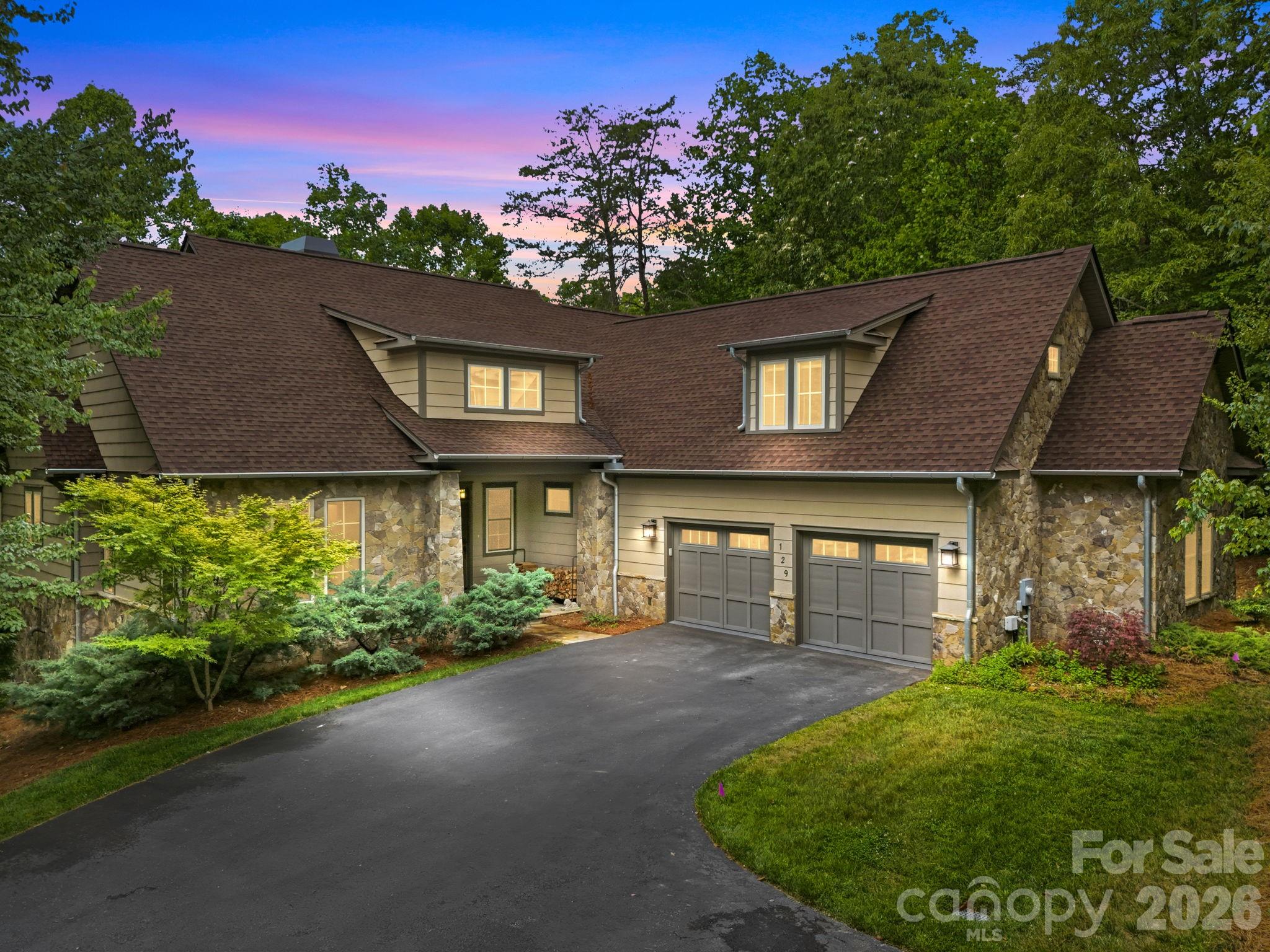 129 Orvis Stone Circle, Biltmore Lake, NC. property listing photo