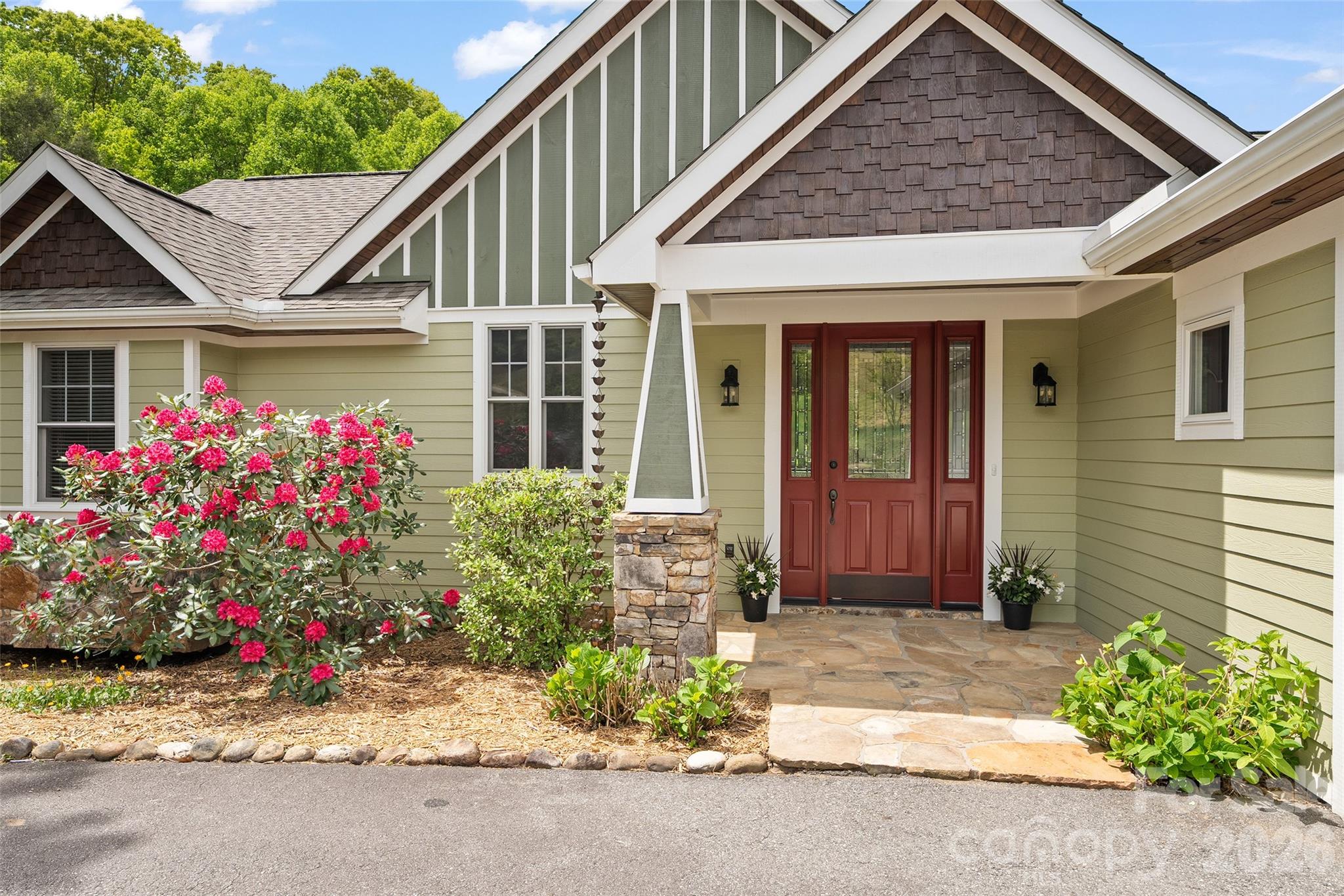 136 Mystic Way, Canton, NC. property listing photo
