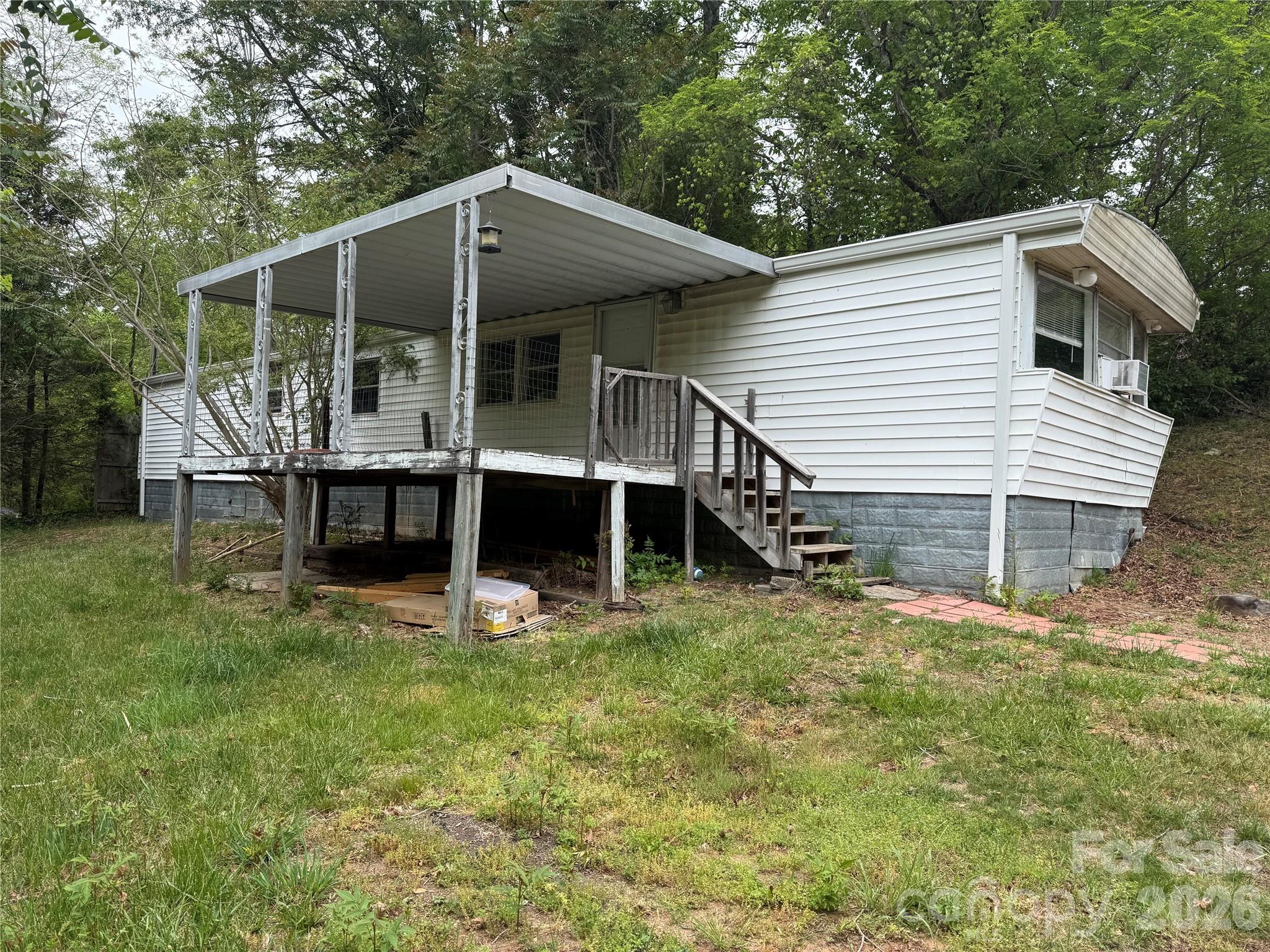 45 Overbrook Drive, Saluda, NC. property listing photo