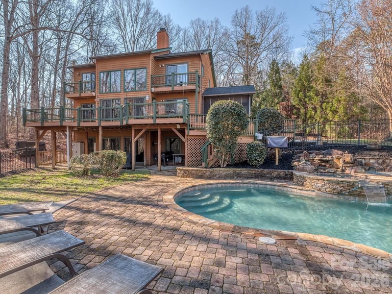 8723 Crestview, Waxhaw, NC - 3 beds, 3 baths, 2,948 sqft - $789,900