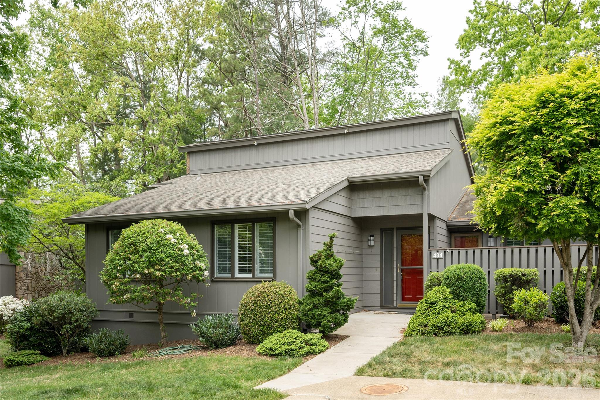 434 Crowfields Drive, Asheville, NC — property listing photo