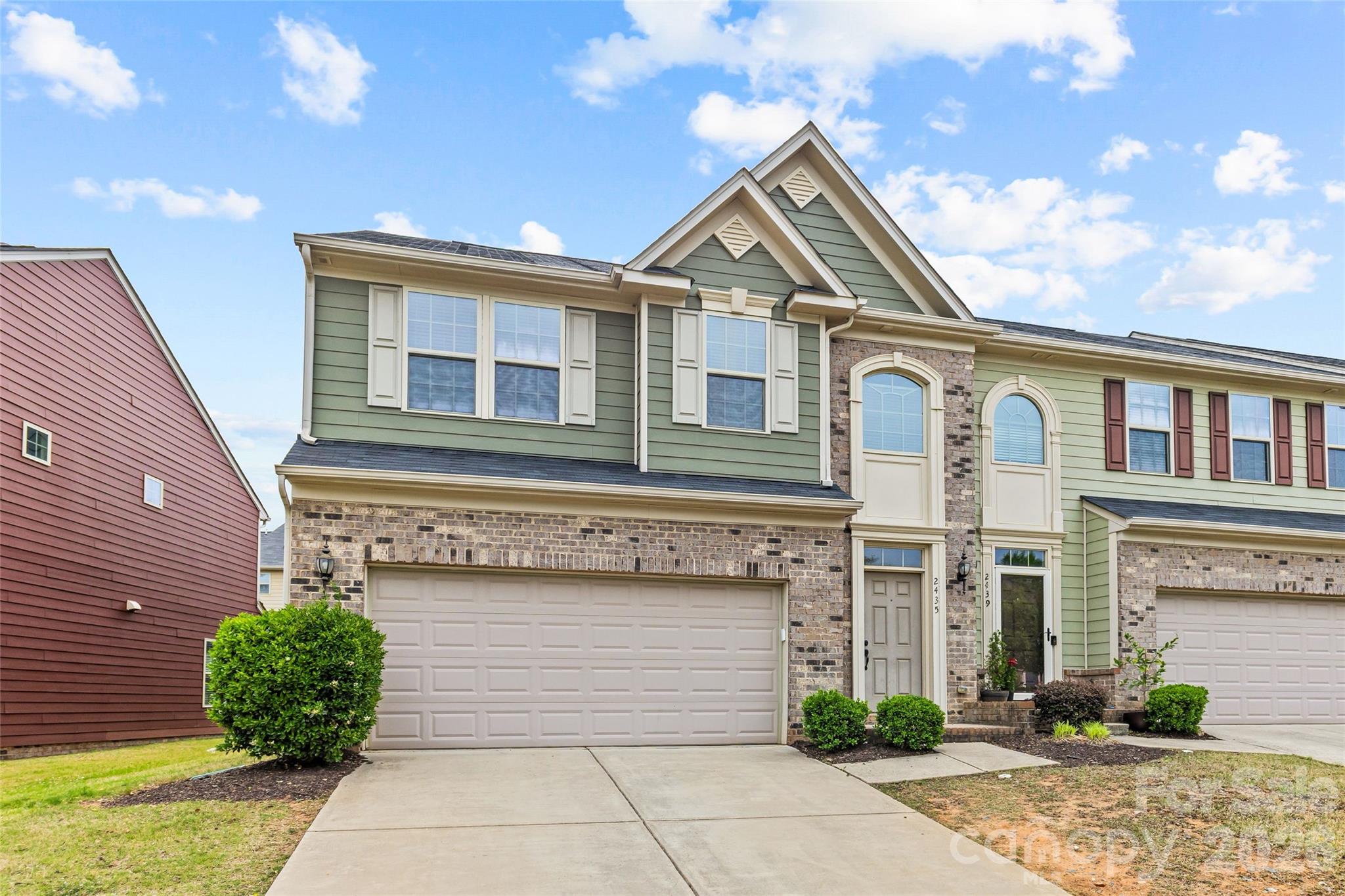 2435 Alyssa, Charlotte, NC — property listing photo 1