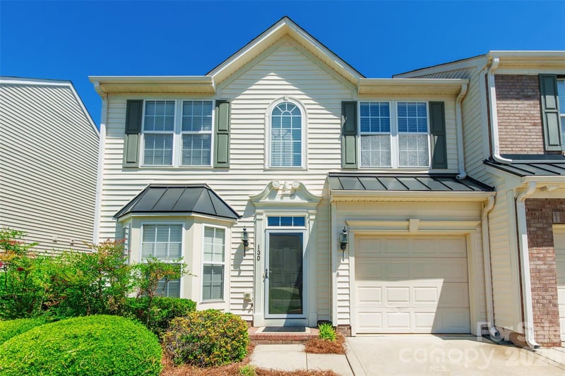 130 Autumn Falls Drive, Lake Wylie, SC - 3 beds, 2.5 baths, 1,947 sqft - $325,000