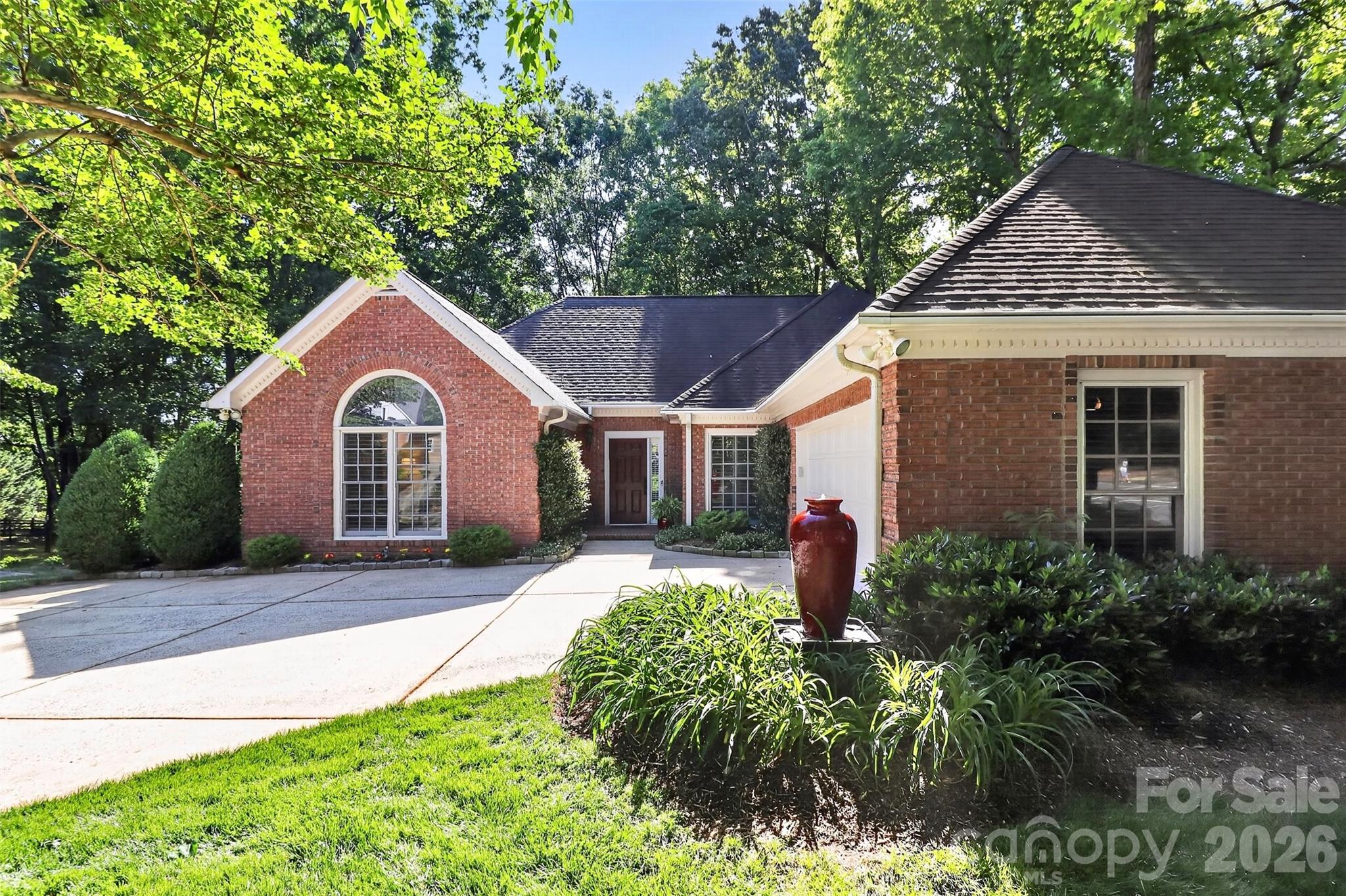8902 Taunton Drive, Huntersville, NC. property listing photo