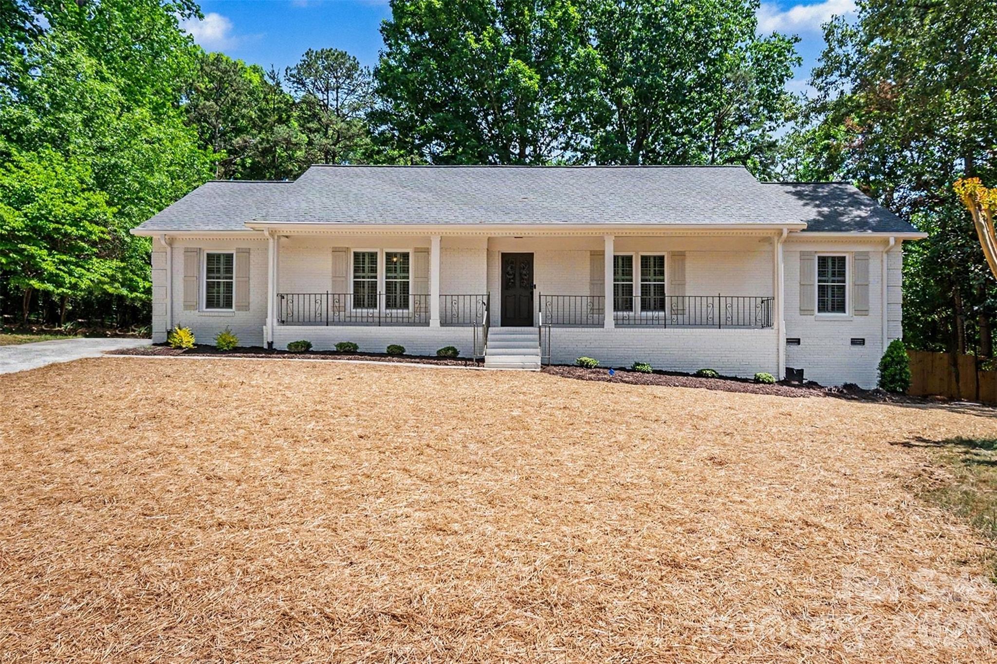 7806 Snowden Lane, Charlotte, NC. property listing photo