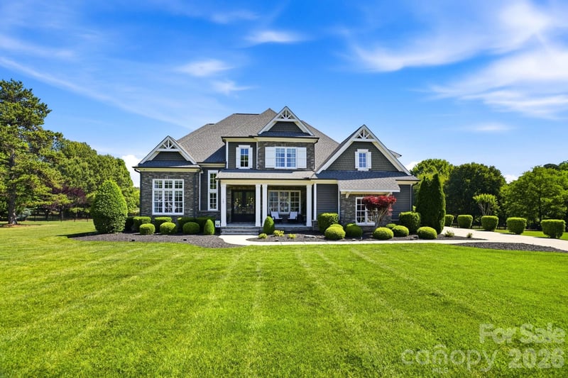147 Torrence Chapel, Mooresville, NC - 4 beds, 5 baths, 4,520 sqft - $2,000,000