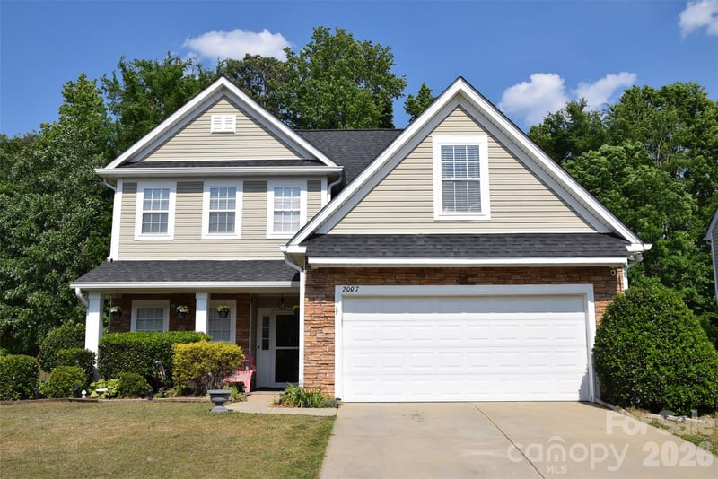 2007 Streamlet Way, Monroe, NC - 4 beds, 2.5 baths, 2,116 sqft - $399,999