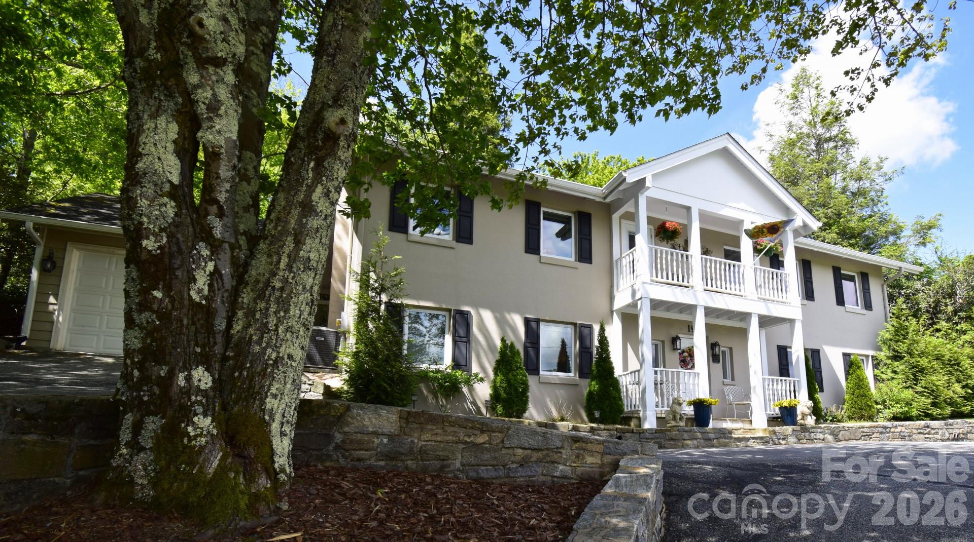 195 Fairway Lane, Blowing Rock, NC. property listing photo
