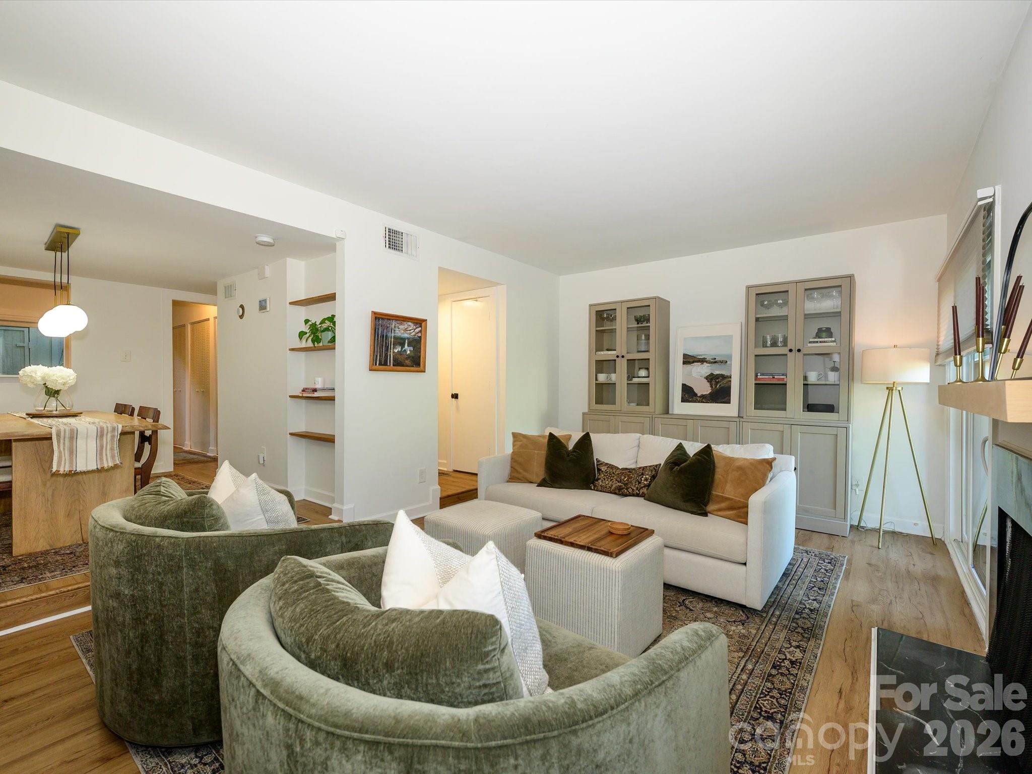 3738 Winding Creek, Charlotte, NC — property listing photo 1