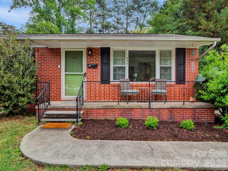840 Jackson Street, Gastonia, NC - 3 beds, 1 bath, 1,016 sqft - $229,000