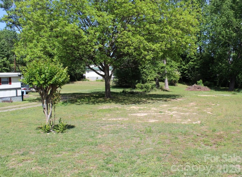 221 37th Street SW, Hickory, NC -  - $25,000
