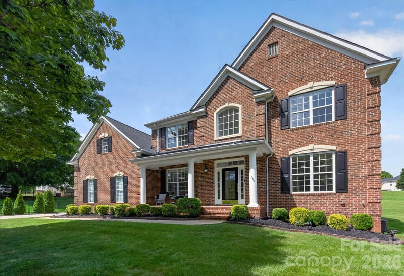 2003 Ptarmigan, Waxhaw, NC - 4 beds, 4 baths, 3,441 sqft - $759,000
