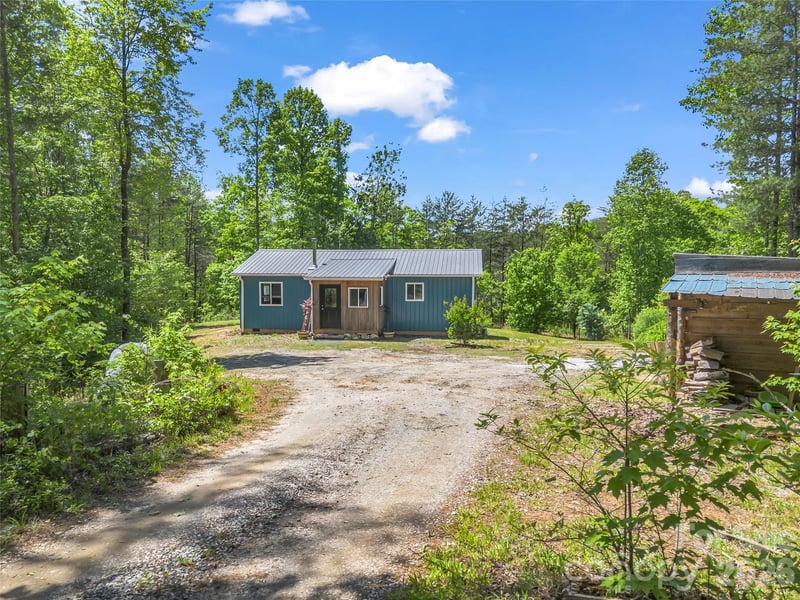 721 Old Mill Road, Lake Lure, NC - 2 beds, 1 bath, 960 sqft - $325,000