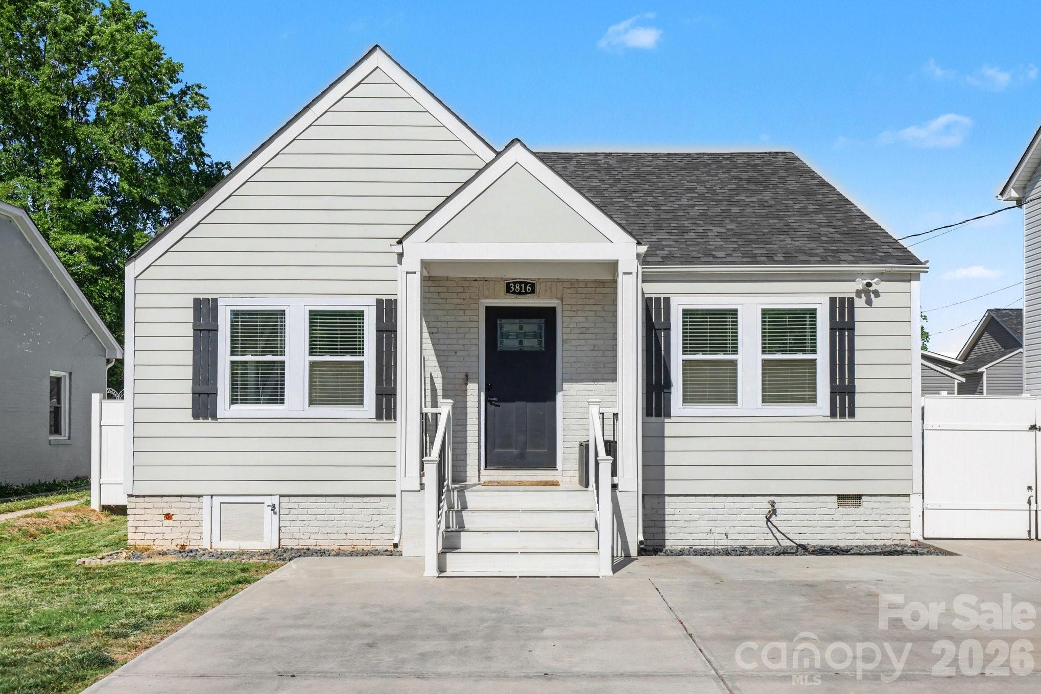 3816 Freedom, Charlotte, NC — property listing photo 1