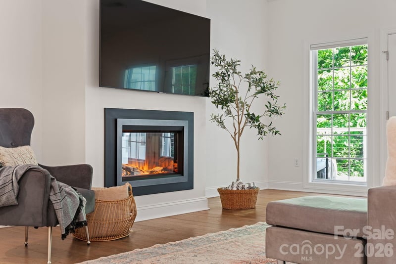 2508 Carriage Falls Court, Hendersonville, NC - 3 beds, 2 baths, 1,962 sqft - $695,000