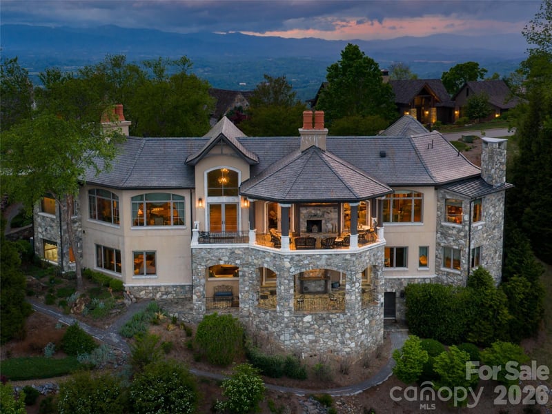 83 Summit Tower Circle, Asheville, NC - 4 beds, 5 baths, 8,494 sqft - $8,750,000