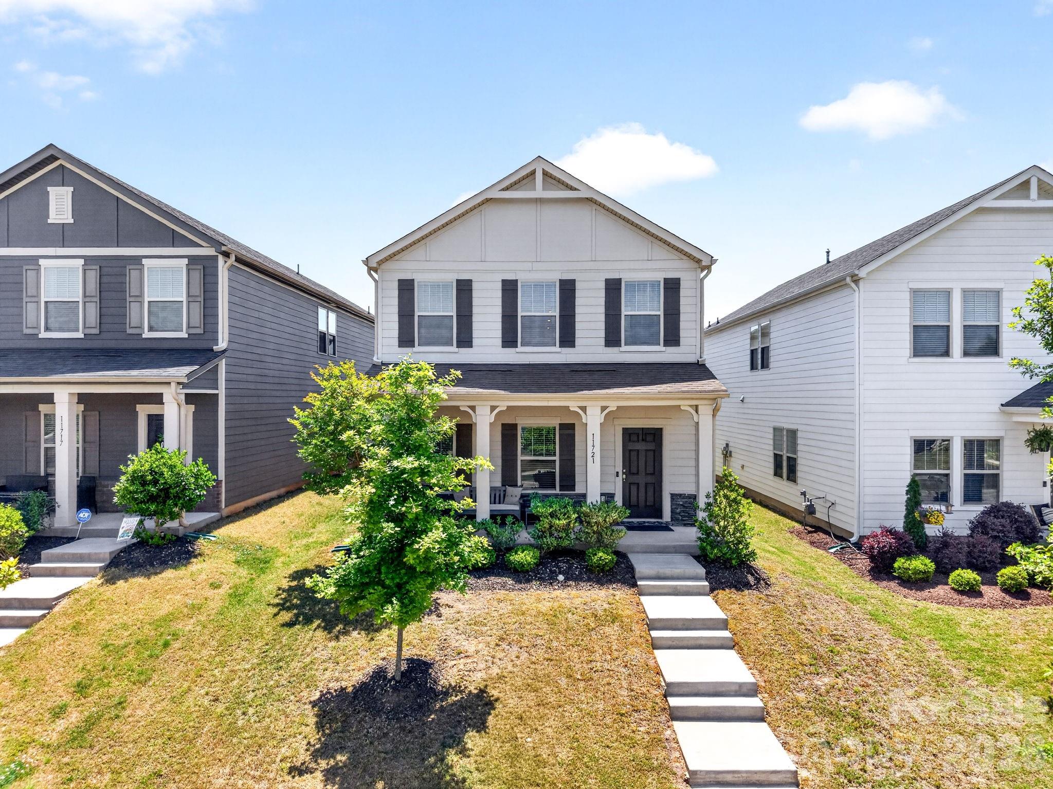 11721 Mesquite, Huntersville, NC — property listing photo 1