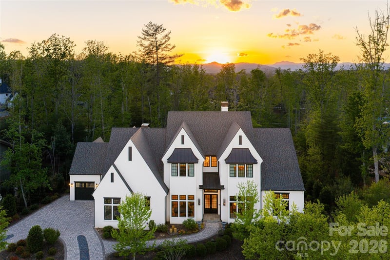 6 Stansbury Drive, Asheville, NC - 5 beds, 6.5 baths, 7,856 sqft - $5,450,000