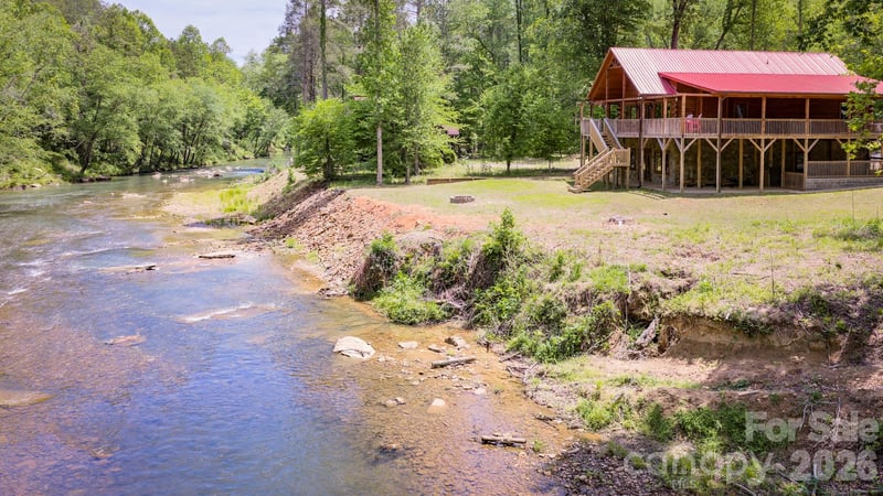 371 Redbird Drive, Lake Lure, NC - 4 beds, 3 baths, 3,358 sqft - $825,000