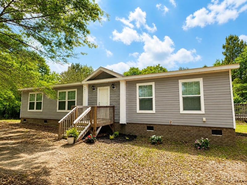 4837 Buck, Kershaw, SC - 3 beds, 2 baths, 1,568 sqft - $349,000
