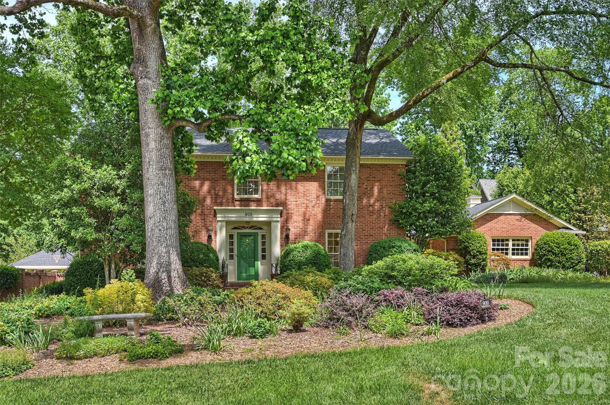 900 Greentree, Charlotte, NC — property listing photo 1
