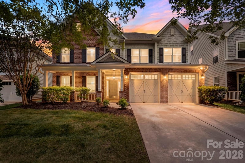 10019 Elizabeth Crest Lane, Charlotte, NC - 5 beds, 4 baths, 4,093 sqft - $1,090,000