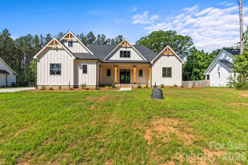 2373 Lee Lawing Road, Lincolnton, NC - 4 beds, 3.5 baths, 3,053 sqft - $935,000