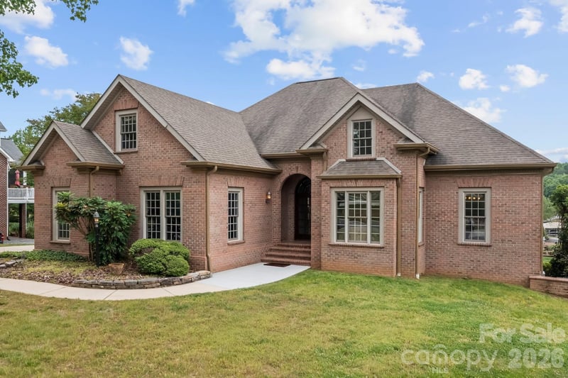 221 Windemere Isle Road, Statesville, NC - 6 beds, 5 baths, 6,121 sqft - $1,374,900